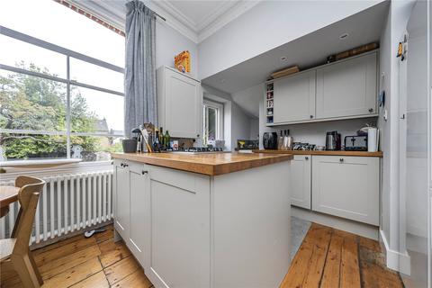 2 bedroom apartment for sale, Queens Road, Twickenham
