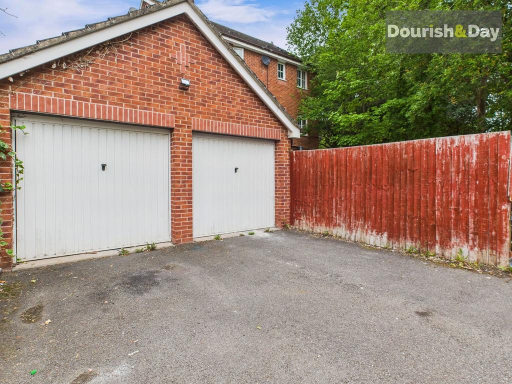 Single Garage