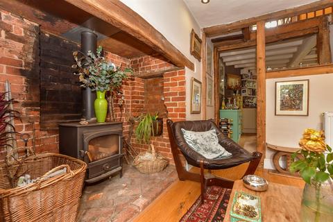3 bedroom terraced house for sale, Golden Square, Tenterden, Kent