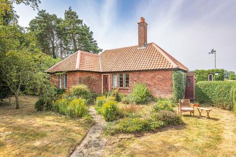 Bramble Cottage Brinton Road, Briningham, Melton Constable, NR24 2QE