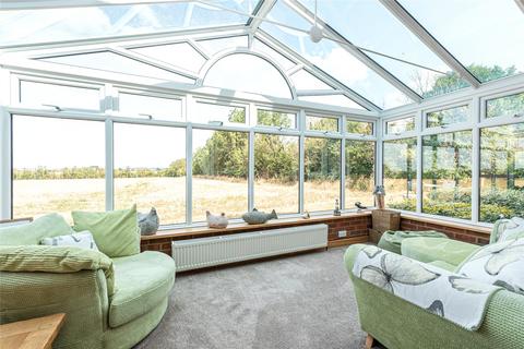 undefined, Buckingham Road, Weedon, Aylesbury, Buckinghamshire, HP22