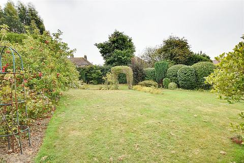4 bedroom detached bungalow for sale, Chestnut Walk, Bexhill-On-Sea