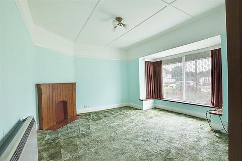 4 bedroom detached bungalow for sale, Chestnut Walk, Bexhill-On-Sea