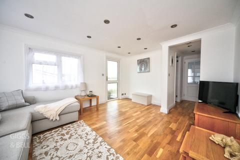 undefined, Limit Home Park, Northchurch, Berkhamsted, Hertfordshire, HP4