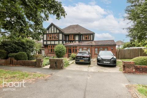 23 Nonsuch Court Avenue, Epsom, KT17 2RX