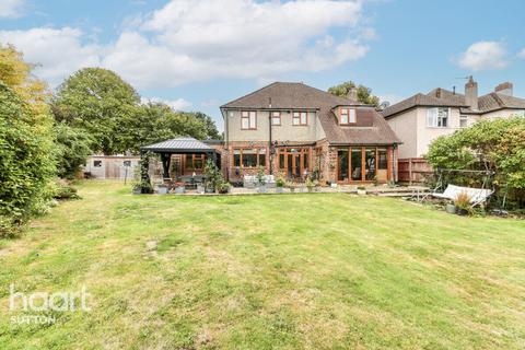 23 Nonsuch Court Avenue, Epsom, KT17 2RX