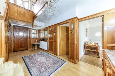 23 Nonsuch Court Avenue, Epsom, KT17 2RX