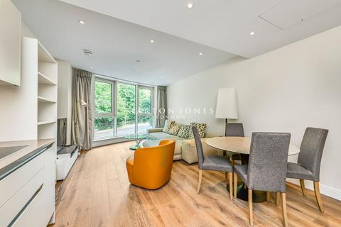 2 bedroom apartment for sale, Altissima House, 340 Queenstown Road, London, SW11