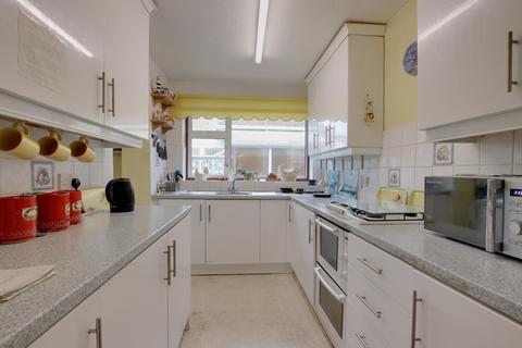 3 bedroom semi-detached bungalow for sale, CORNAWAY LANE, PORTCHESTER