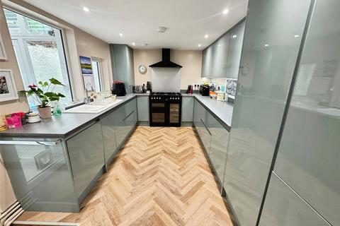 4 bedroom flat for sale, Louisa Terrace, Devon EX8