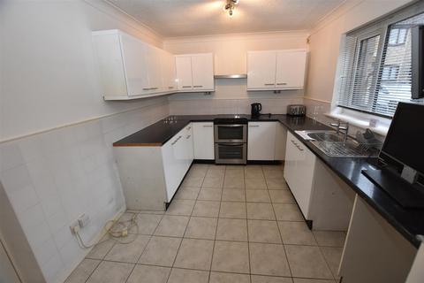 3 bedroom end of terrace house for sale, Hallowell Down, South Woodham Ferrers, Chelmsford
