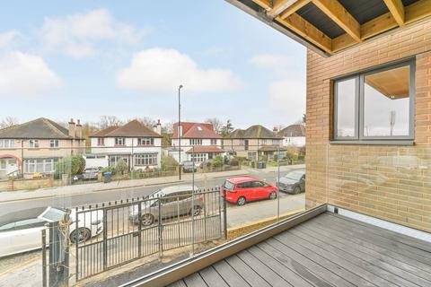 3 bedroom flat to rent, Norbury Avenue, Norbury, London, SW16