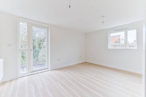 undefined, Norbury Avenue, Norbury, London, SW16