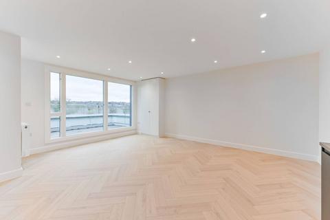 2 bedroom flat to rent, Norbury Avenue, Norbury, London, SW16