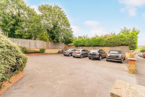 Flat 7, 113 Central Hill, London, SE19 1BY