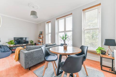 Flat 7, 113 Central Hill, London, SE19 1BY