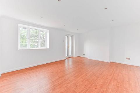 3 bedroom flat for sale, The Woodlands, Upper Norwood, London, SE19