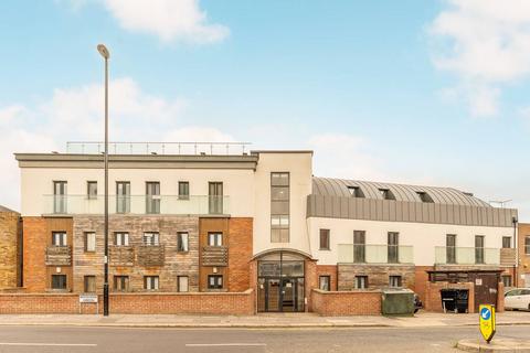undefined, Woodside Green, South Norwood, London, SE25