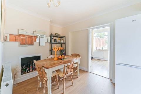 62 Kynaston Road, Bromley, BR1 5AW