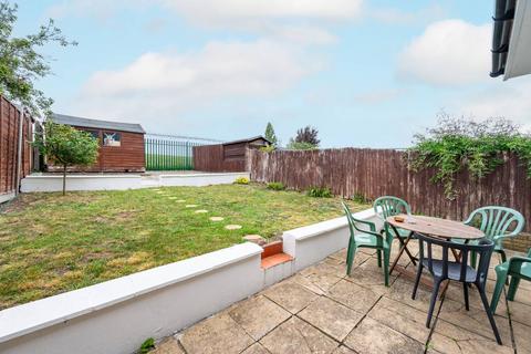 62 Kynaston Road, Bromley, BR1 5AW