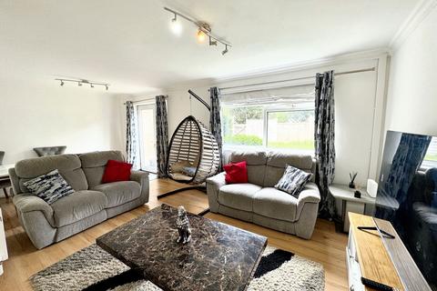 3 bedroom terraced house for sale, Phillips Place, Whitefield, M45
