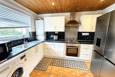 3 bedroom terraced house for sale, Phillips Place, Whitefield, M45