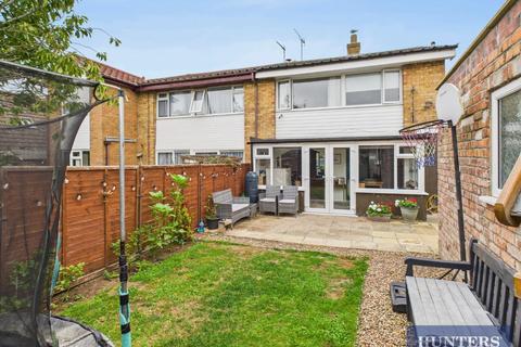 3 bedroom semi-detached house for sale, Grovehill Road, Filey