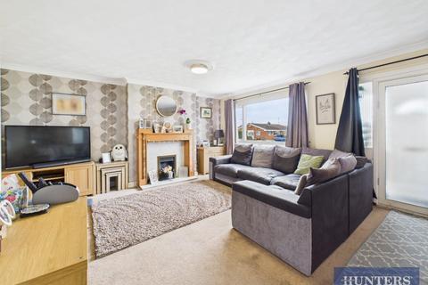 3 bedroom semi-detached house for sale, Grovehill Road, Filey