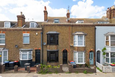 4 bedroom terraced house for sale, Canterbury Road, Whitstable