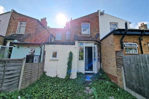 2 bedroom property for sale, Dersingham Avenue, London