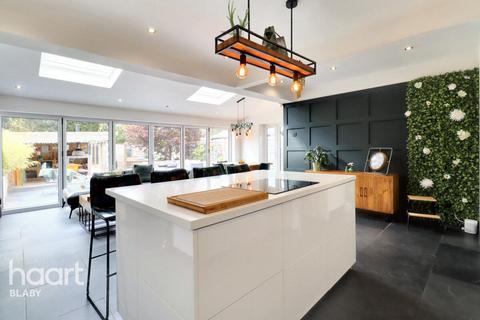 3 bedroom semi-detached house for sale, Alderleigh Road, Leicester