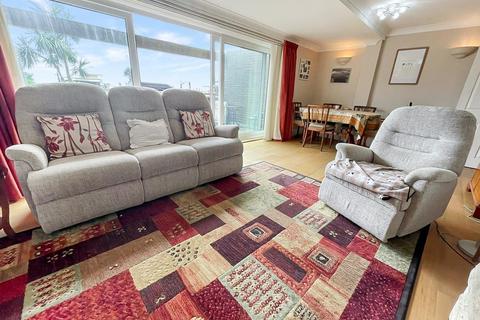 2 bedroom apartment for sale, The Leas, Folkestone