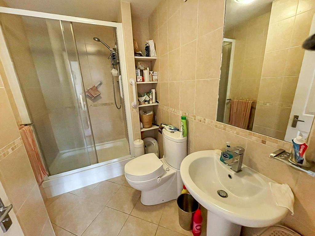 Ensuite.jpg
