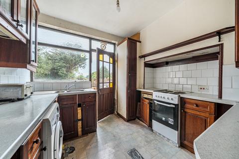 Valley Drive, London NW9