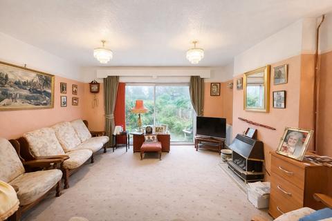 undefined, Leigh-on-Sea SS9