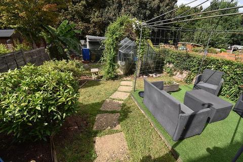 3 bedroom end of terrace house for sale, Addison Close, Redhills, Exeter, EX4