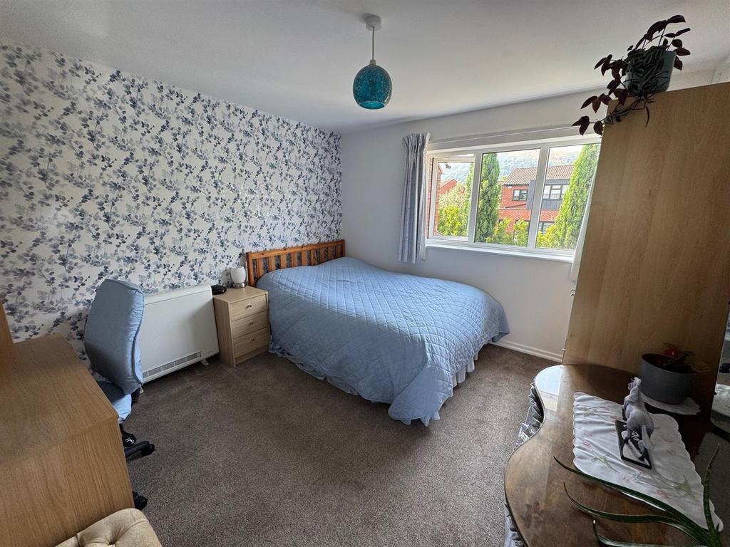 Bedroom.jpg