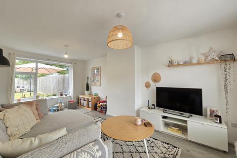 69 Byrd Crescent, Penarth, CF64 3QW