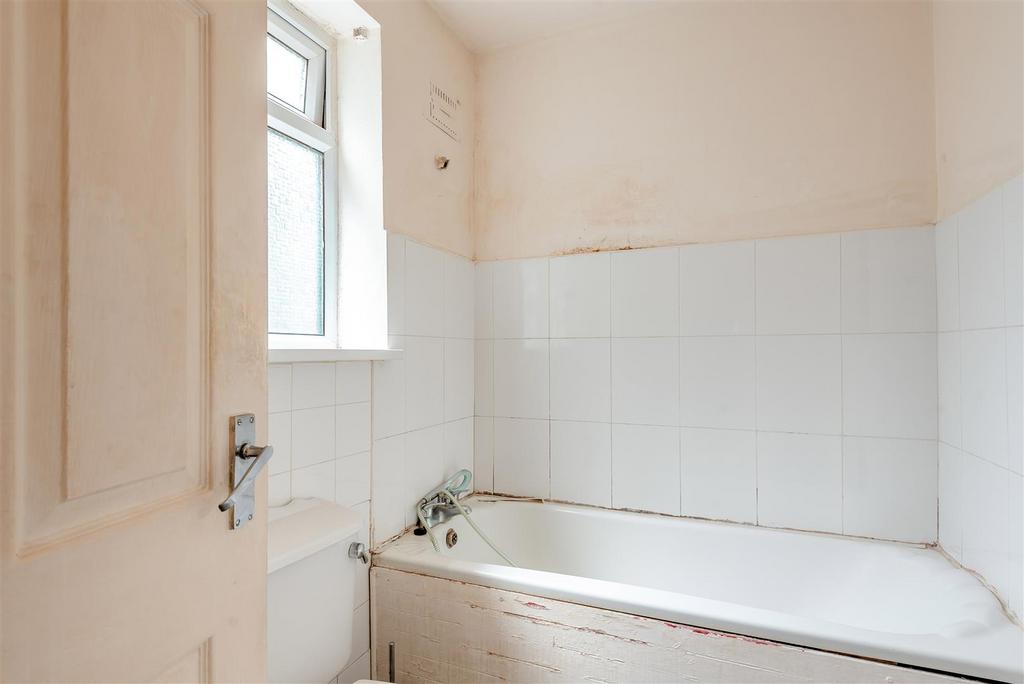 8660603-interior11.jpg