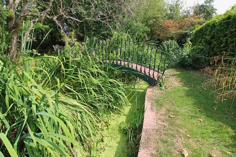 undefined, St. Josephs Cottage, Harewell Lane, Besford, Worcestershire,WR8 9AT