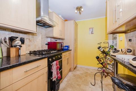 2 bedroom flat to rent, 4140LT Halmyre Street, Edinburgh, EH6 8QE