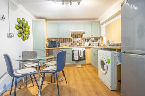 2 bedroom semi-detached bungalow for sale, Sea Close, Heacham