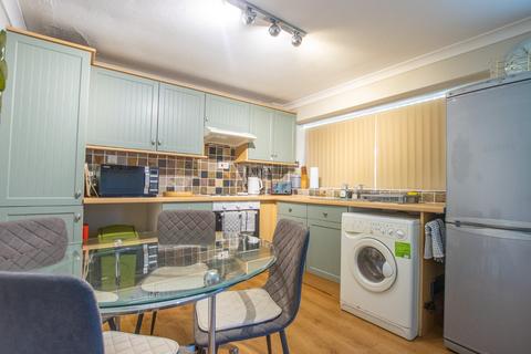 2 bedroom semi-detached bungalow for sale, Sea Close, Heacham