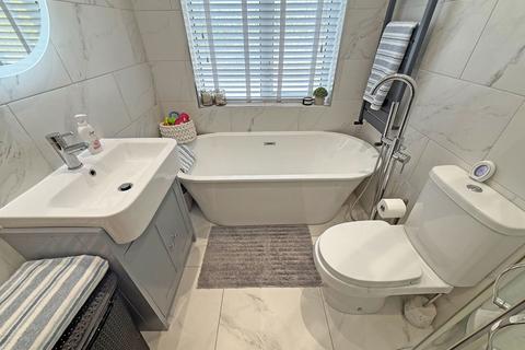 3 bedroom semi-detached house for sale, Wendron Grove, Birmingham, B14 6LL
