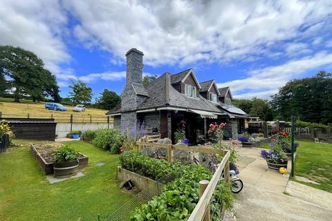 undefined, Llanwrthwl, Llandrindod Wells