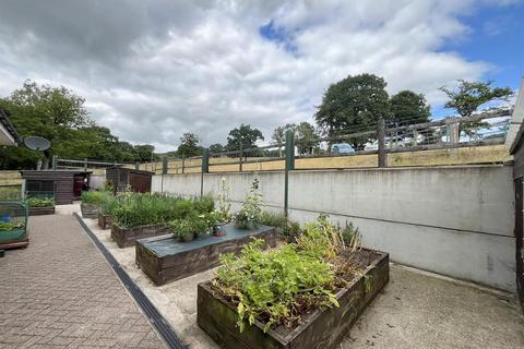 undefined, Llanwrthwl, Llandrindod Wells