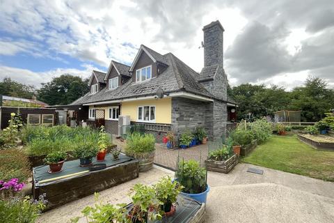 undefined, Llanwrthwl, Llandrindod Wells