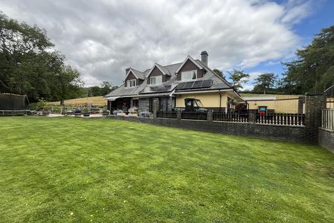 undefined, Llanwrthwl, Llandrindod Wells