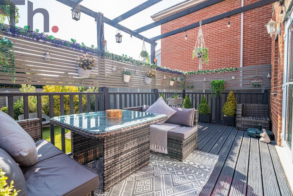 Al-fresco dining!