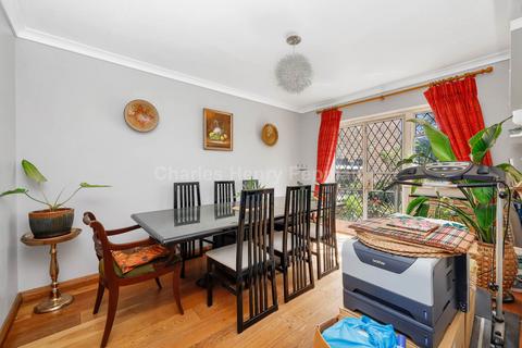 undefined, Wilton Road, Barnet, EN4